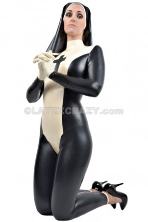 Latex Catsuit Latexnonne mit Schleier