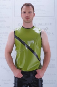 Latex T-Shirt Per f�r M�nner auf Ma� im Latexshop