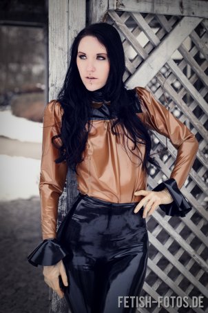 Latexbluse Xoto