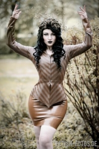 Latexjacke Genoaa aus Strukturlatex auf Ma� kaufen