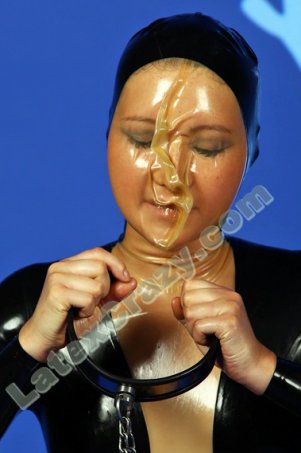 Latexmaske Breathplay 2
